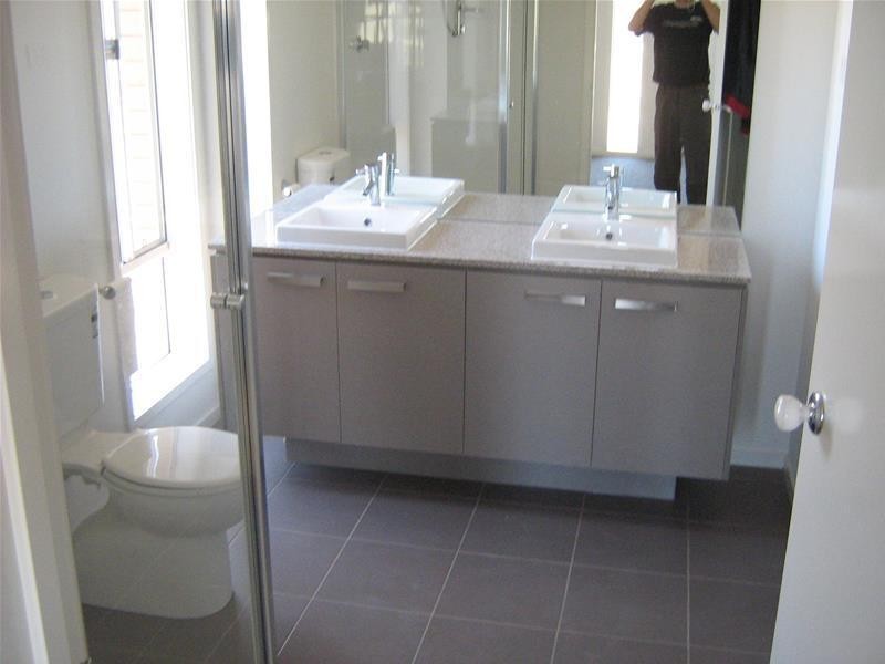 6 Murdeduke Crescent, Wyndham Vale VIC 3024