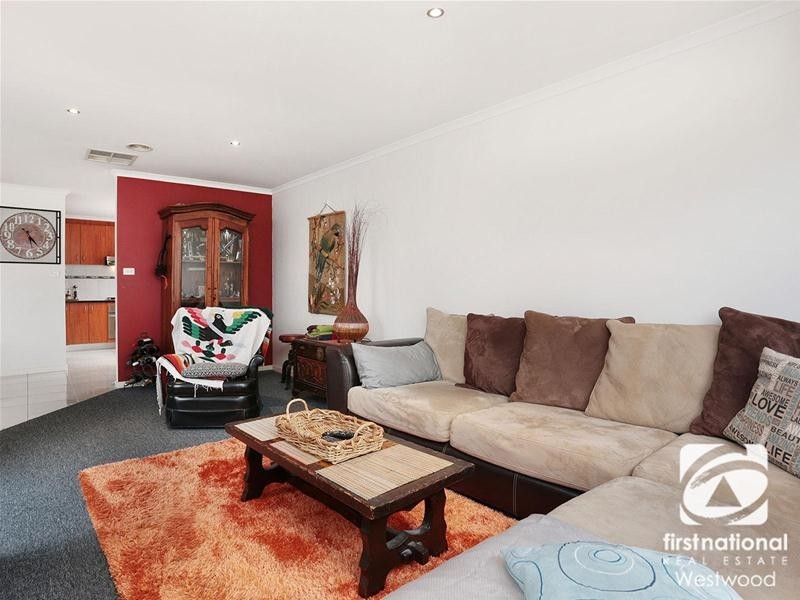 1/11 Montana Drive, Werribee VIC 3030