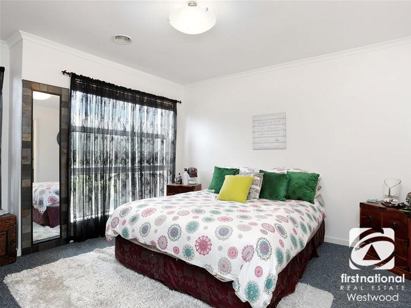 1/11 Montana Drive, Werribee VIC 3030