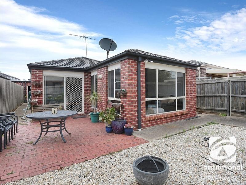 1/11 Montana Drive, Werribee VIC 3030