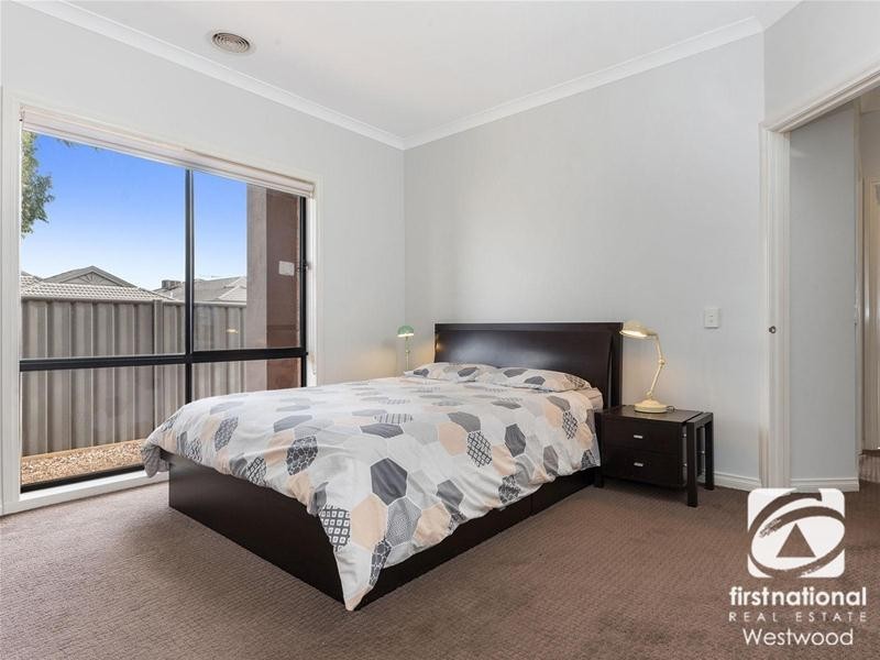 9 Peppermint Crescent, Wyndham Vale VIC 3024