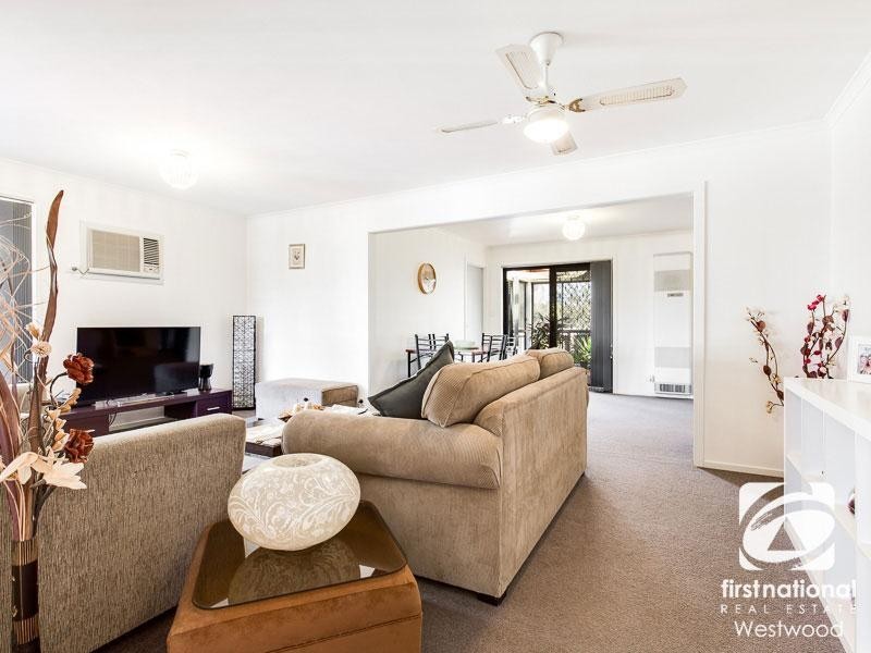6 Presidents Court, Werribee VIC 3030