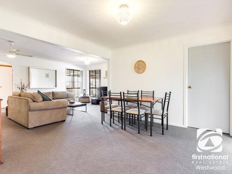 6 Presidents Court, Werribee VIC 3030