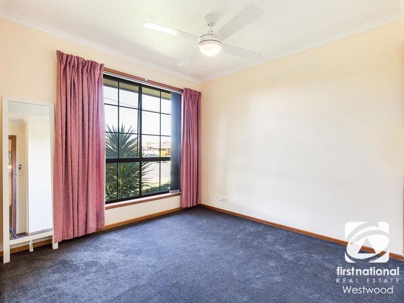 6 Presidents Court, Werribee VIC 3030