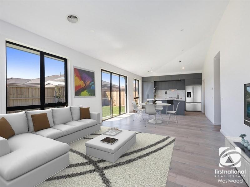 36 Fairhall Avenue, Werribee VIC 3030