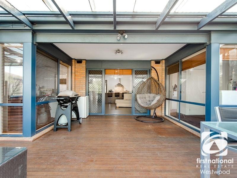 15 Emperor Parade, Tarneit VIC 3029