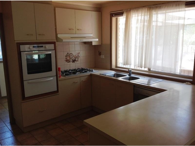 41 McMurray Crescent, Hoppers Crossing VIC 3029