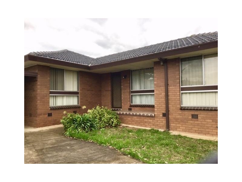 1/4 Nebo Court, Werribee VIC 3030