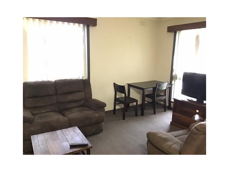 1/4 Nebo Court, Werribee VIC 3030