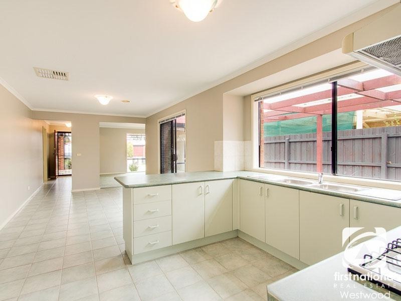 18 Rosedale Place, Wyndham Vale VIC 3024