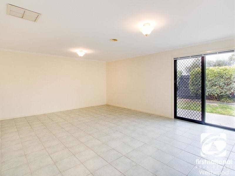 18 Rosedale Place, Wyndham Vale VIC 3024