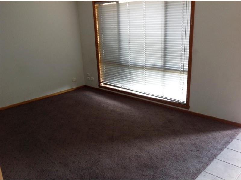 2A Hooker Road, Werribee VIC 3030