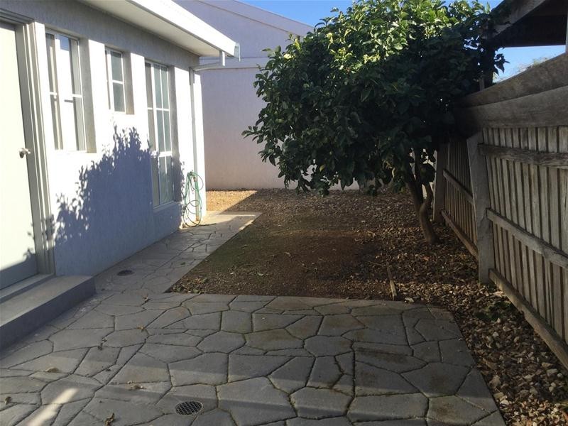 1/30 Edgar Street, Werribee VIC 3030