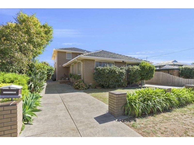 4 Doolan Street, Werribee VIC 3030