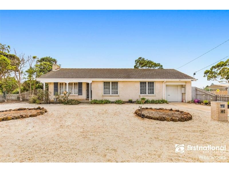 1a & 1b Beach Road, Werribee South VIC 3030