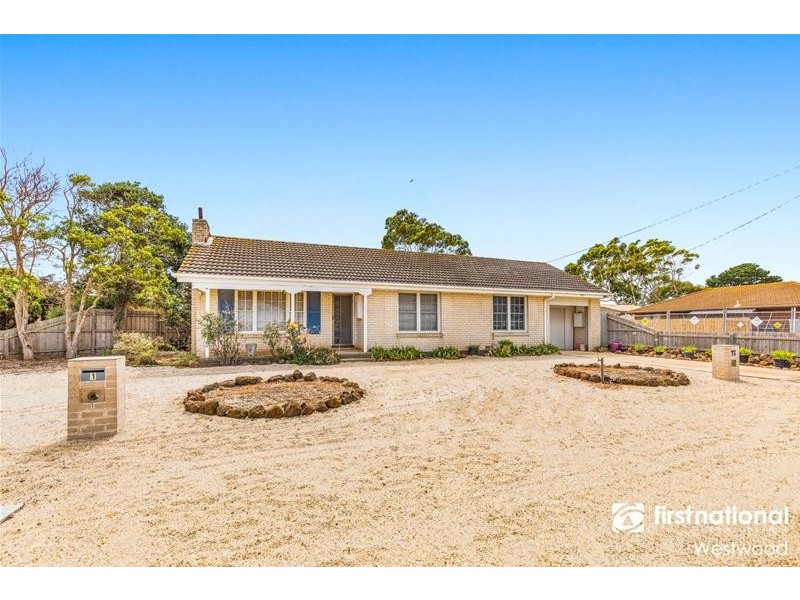 1a & 1b Beach Road, Werribee South VIC 3030