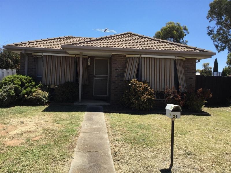 24 Niagara Way, Werribee VIC 3030