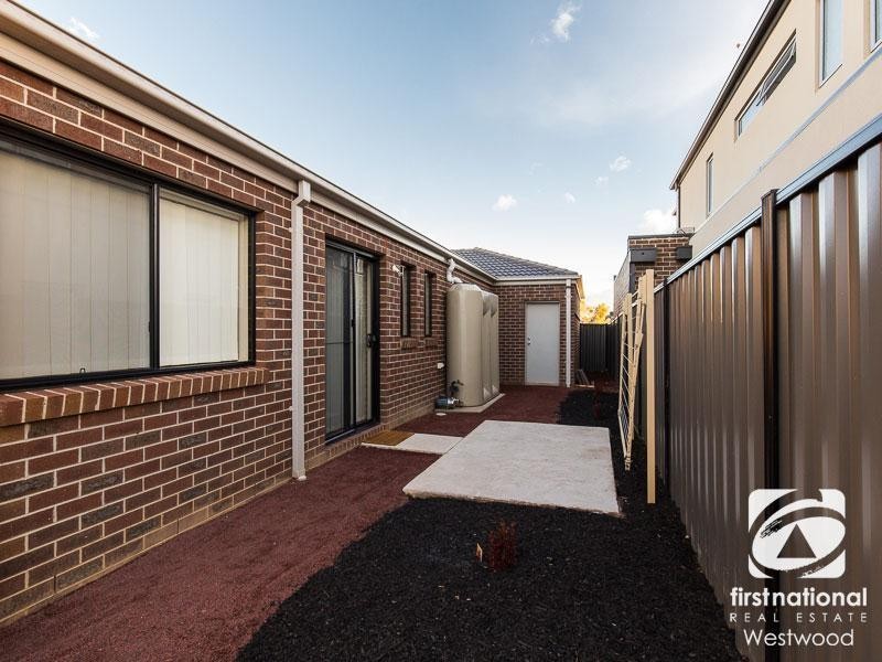 22 Billabong Crescent, Tarneit VIC 3029