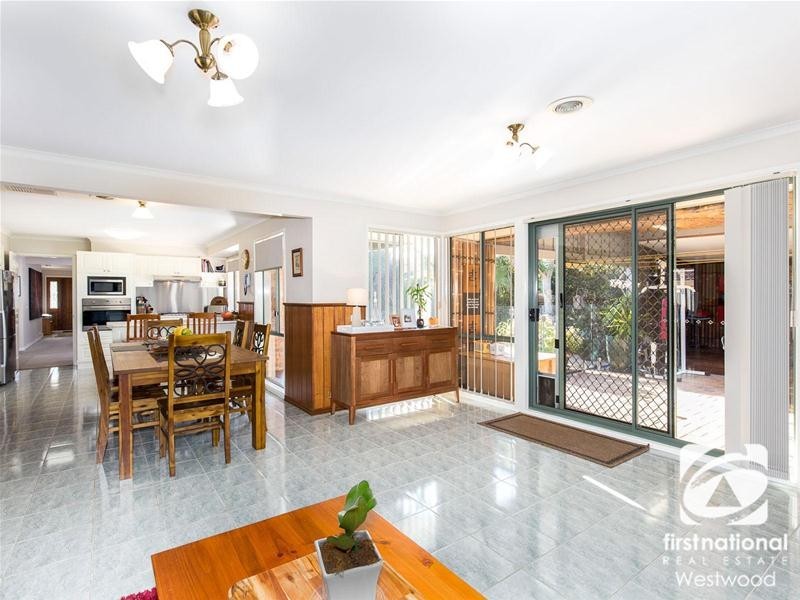 13 Henshaw Court, Werribee VIC 3030