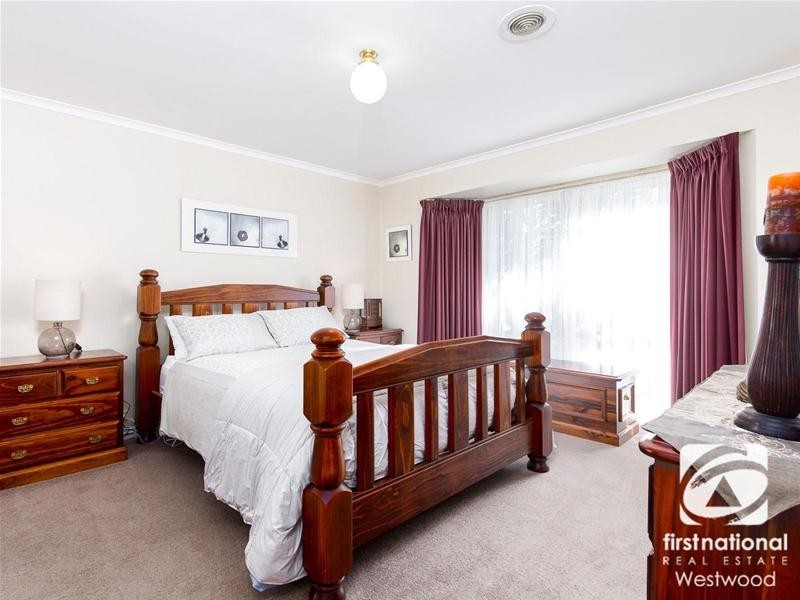 13 Henshaw Court, Werribee VIC 3030