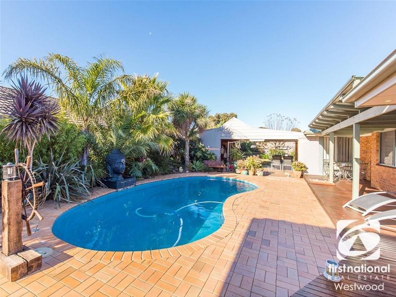 13 Henshaw Court, Werribee VIC 3030