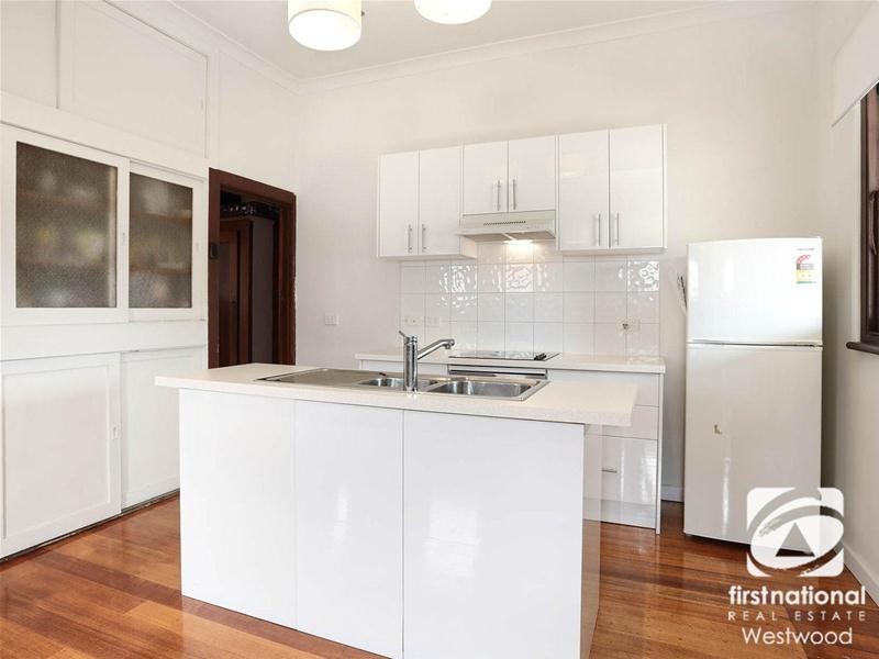 17 Salisbury Street, Werribee VIC 3030