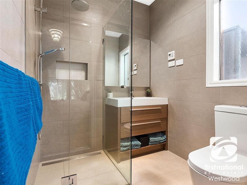 4 St Nicholas Court, Tarneit VIC 3029