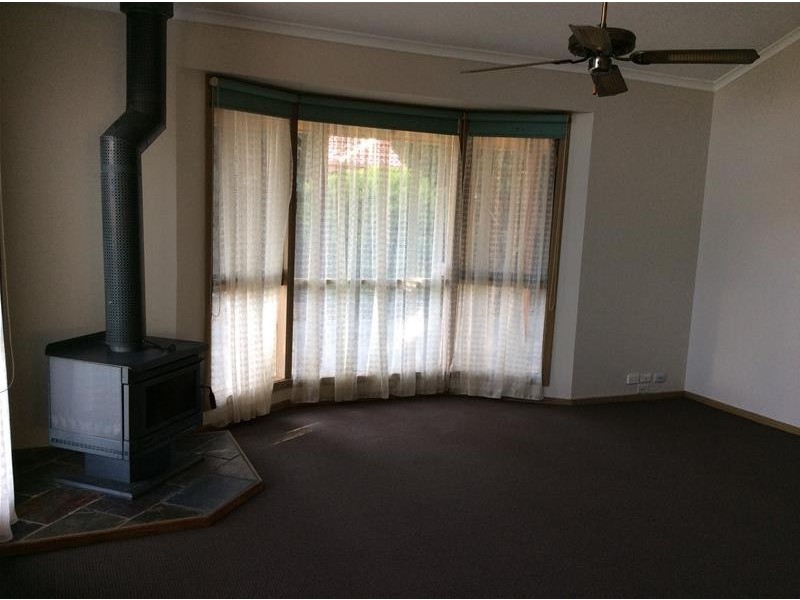 54 Banksia Crescent, Hoppers Crossing VIC 3029