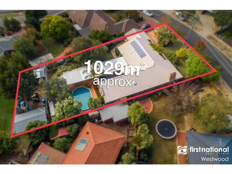 4 Lyall Drive, Werribee VIC 3030