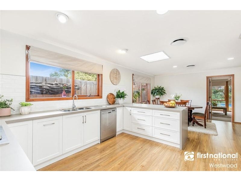 4 Lyall Drive, Werribee VIC 3030