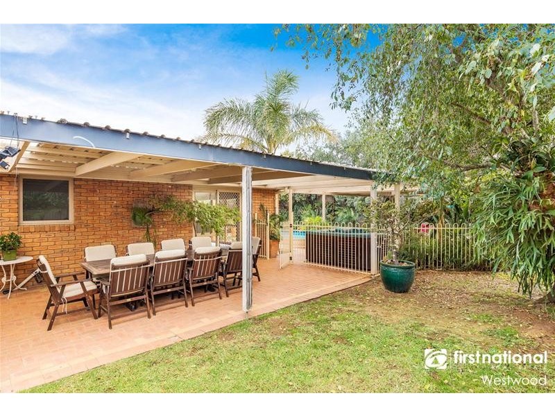 4 Lyall Drive, Werribee VIC 3030