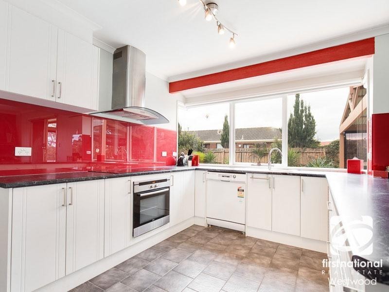 48 Mokhtar Drive, Hoppers Crossing VIC 3029