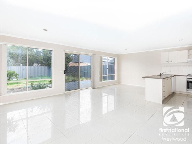 39 Eppalock Drive, Wyndham Vale VIC 3024