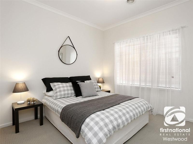 2/128B South Ring Road, Werribee VIC 3030