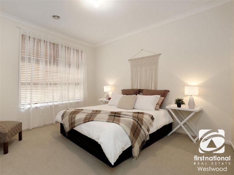 2/128B South Ring Road, Werribee VIC 3030