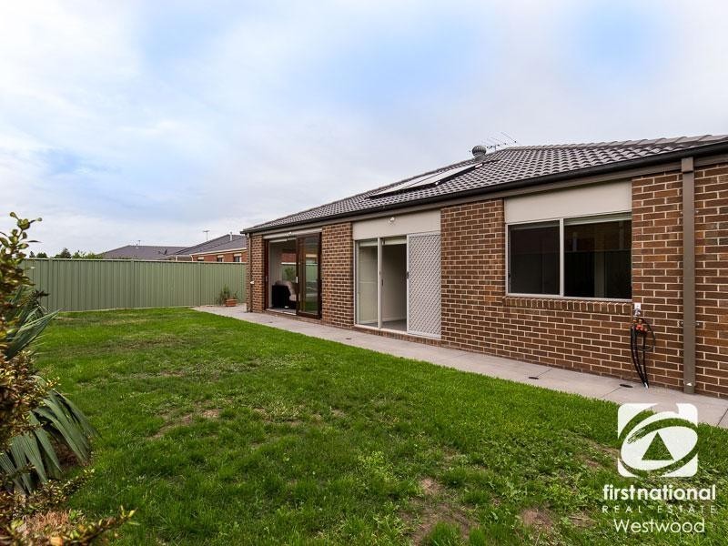 22 Edison Drive, Wyndham Vale VIC 3024