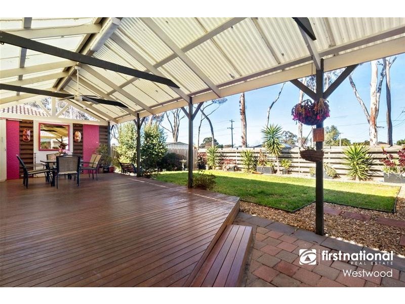 43 Flinders Crescent, Wyndham Vale VIC 3024