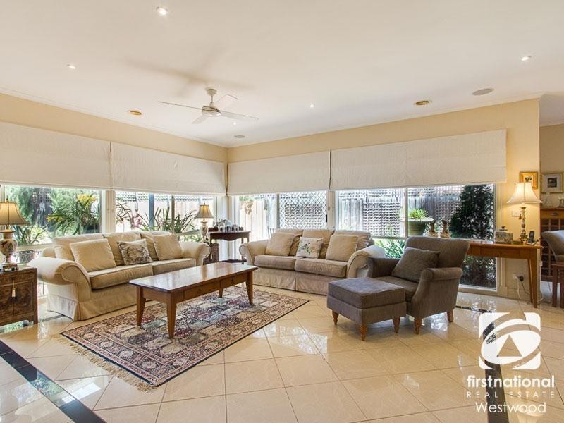 8 Haven Court, Werribee VIC 3030