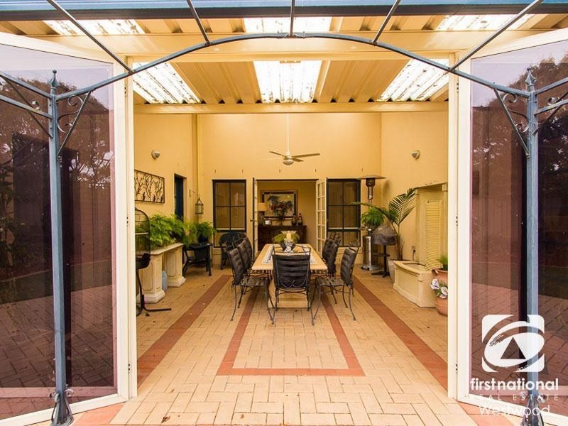 8 Haven Court, Werribee VIC 3030