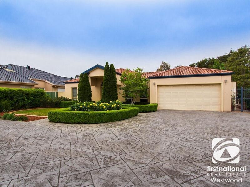 8 Haven Court, Werribee VIC 3030