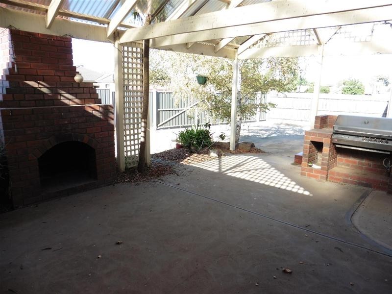 1 Parkview Close, Hoppers Crossing VIC 3029