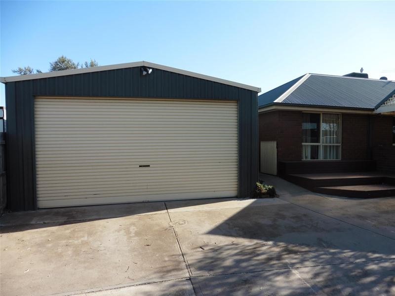 1 Parkview Close, Hoppers Crossing VIC 3029