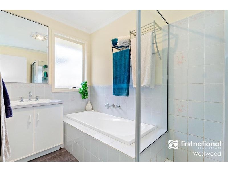 53 McMurray Crescent, Hoppers Crossing VIC 3029