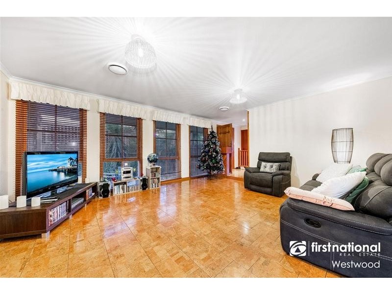 5 Terrigal Court, Werribee VIC 3030