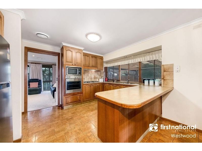 5 Terrigal Court, Werribee VIC 3030