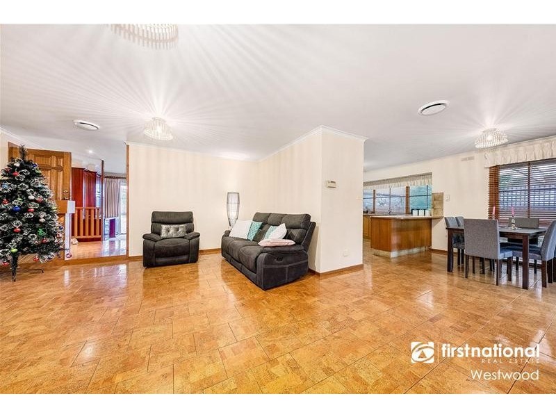 5 Terrigal Court, Werribee VIC 3030
