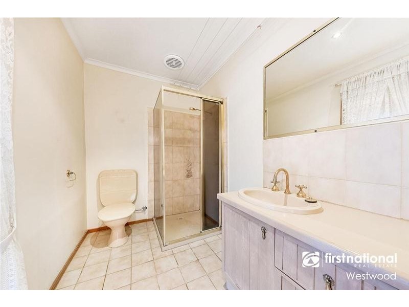 5 Terrigal Court, Werribee VIC 3030