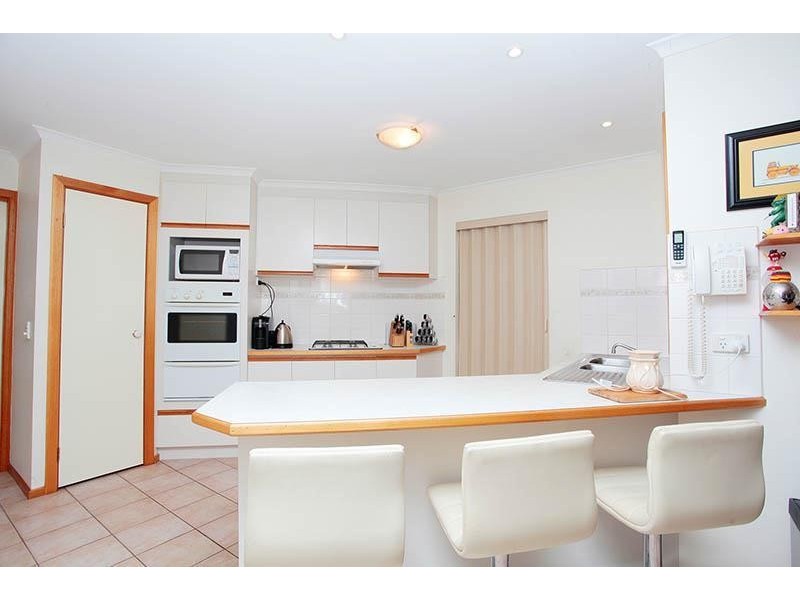 11 Gentzen Drive, Wyndham Vale VIC 3024