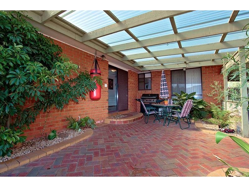 11 Gentzen Drive, Wyndham Vale VIC 3024