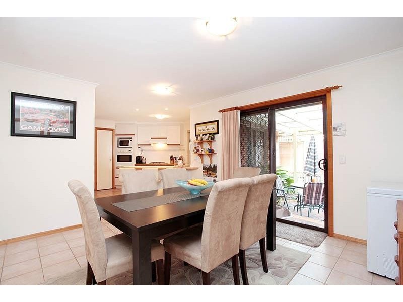 11 Gentzen Drive, Wyndham Vale VIC 3024